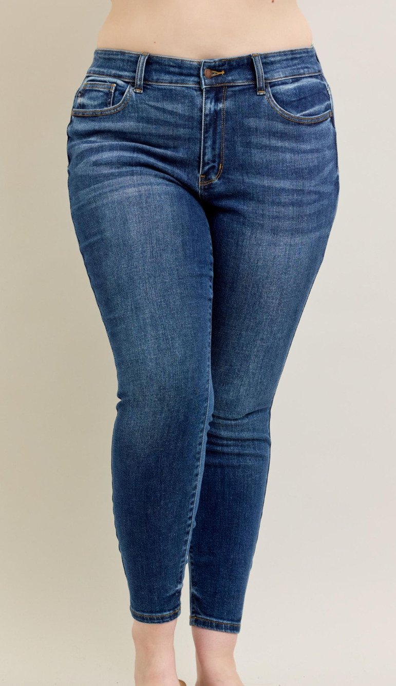Judy Blue Core Mid-Rise Skinny Jeans Handsanding SZ 14W
